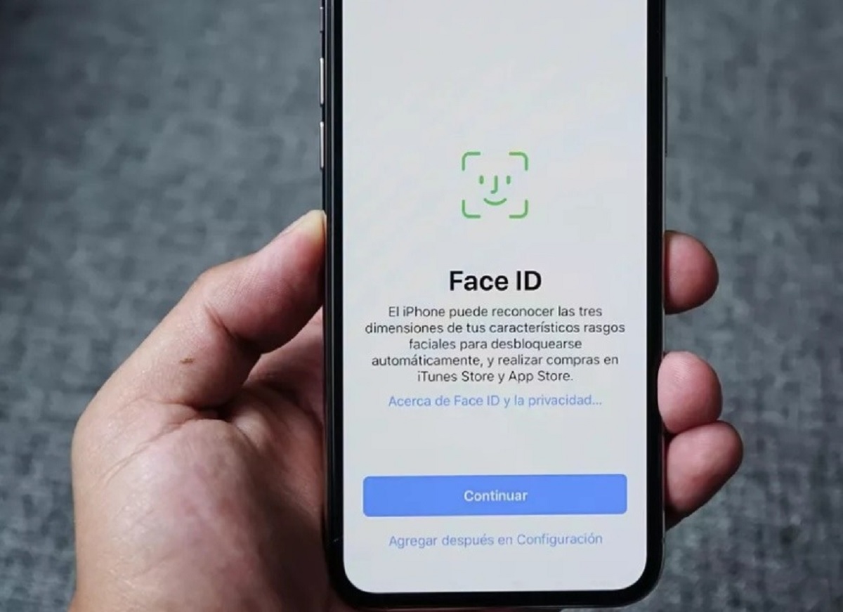 Proteggi Whatsapp con Face ID
